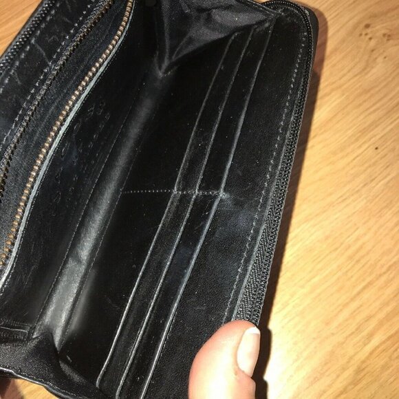 Marc Jacobs Black Leather and Patent Wallet - Picture 5 of 8